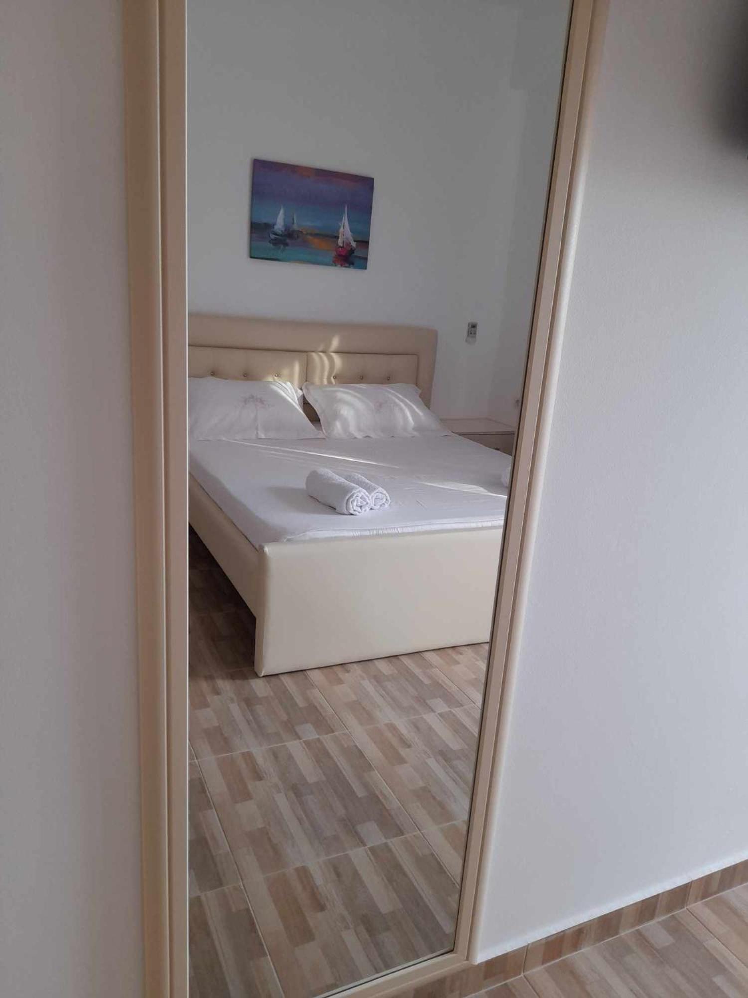 Guesthouse Noan&Yliona Ksamil Exteriör bild