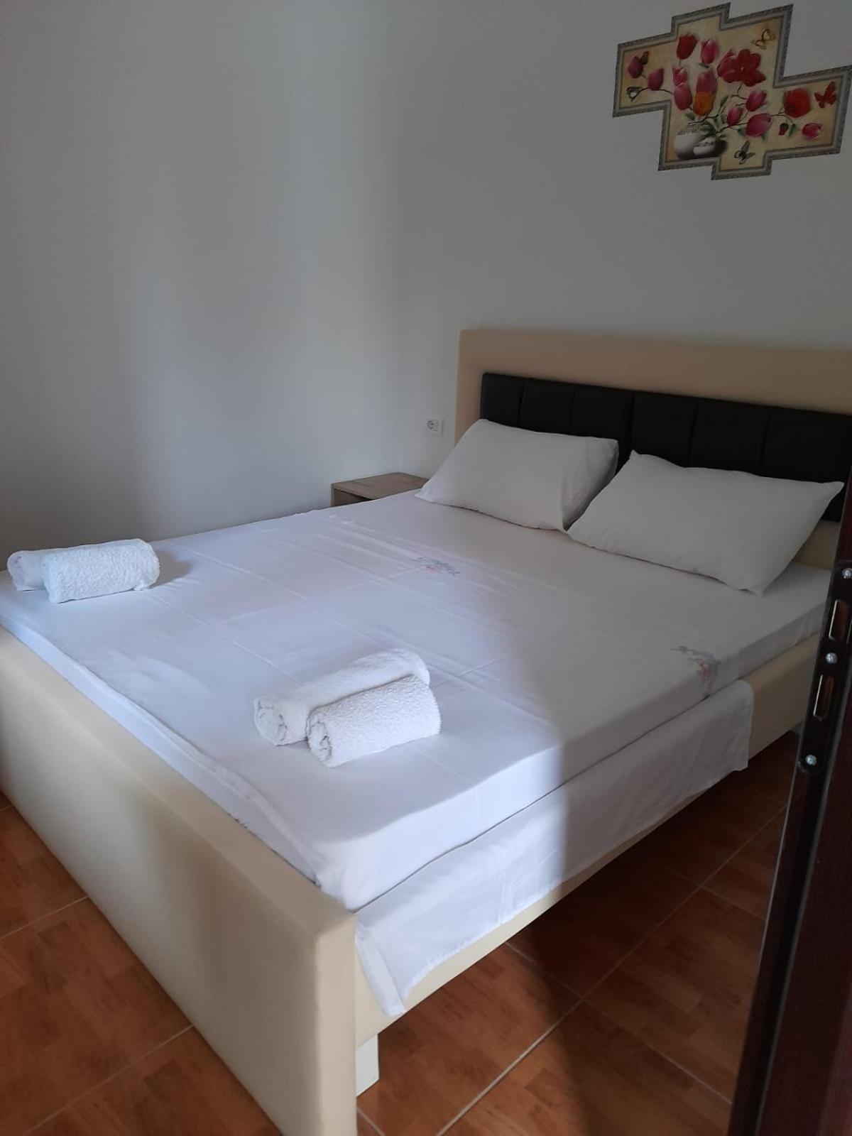 Guesthouse Noan&Yliona Ksamil Rum bild